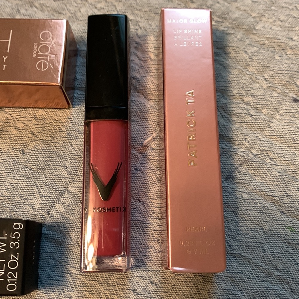 Makeup bundle - Picture 3 of 7